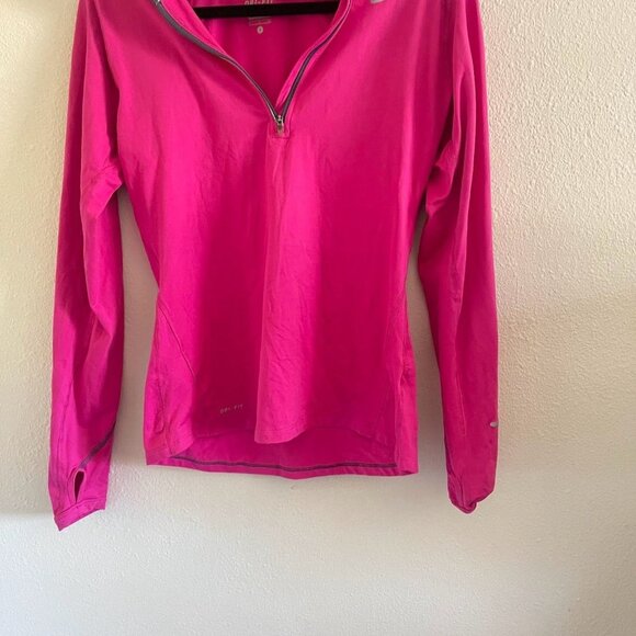 Nike Element Women's 1/2-Zip Pink Running Top - Picture 3 of 5